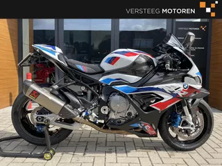 BMW M 1000 RR M1000RR # 9.384 KM # Full Akra # zgan