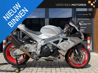 Aprilia RSV4 Akrapovic Carbon